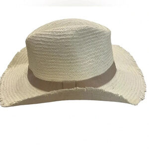 NWT Hat Attack Travel Hat Chapeau in White/Blanc